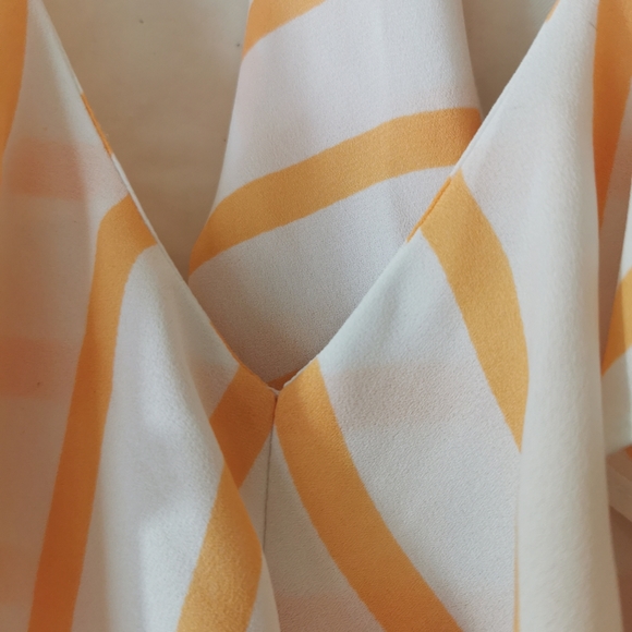 Maurice's, small, orange and white - Picture 5 of 13